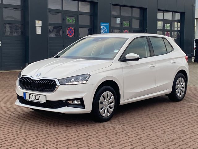 SKODA Fabia 1.0l MPI Essence *SOFORT*KLIMA*PDC hinten*