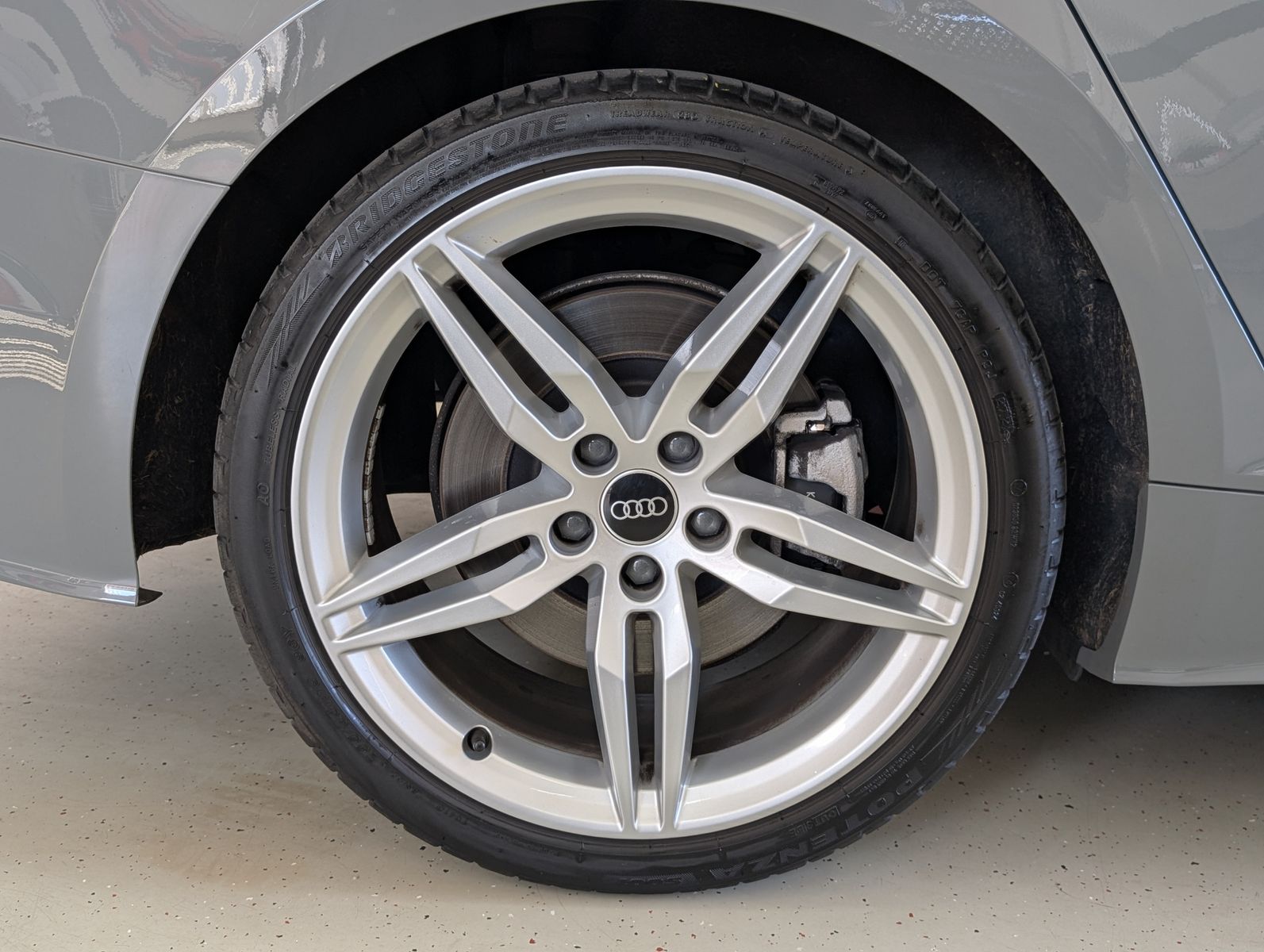 Fahrzeugabbildung Audi A5 50 TDI quattro S-Line LED TEMP QUANTUM-GRAU