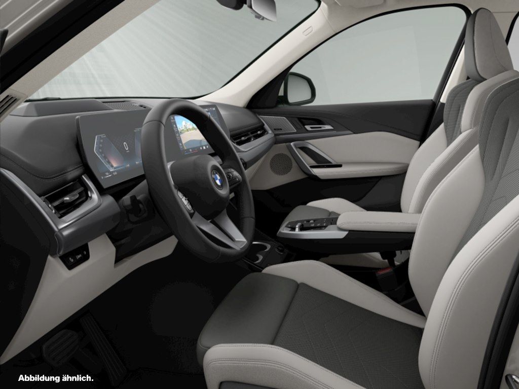 BMW X1 xDrive20d Dune Grey met. AHK Head-Up DAProf foto 3