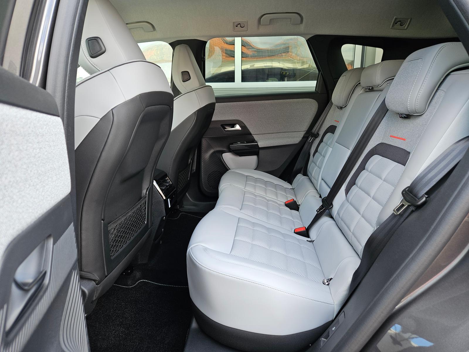 Citroën C5 Aircross MAX Hybrid 145 HUD*SHZ*360°Kamera*