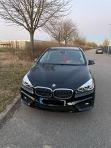 BMW 225xe iPerformance Hybrid viele Extras... - BMW 225 Active Tourer: Limousine