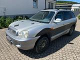 Hyundai Santa Fe SUV - Hyundai SANTA FE aus 2004: Geländewagen