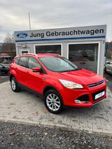 Ford Kuga Titanium - rote Ford Kuga
