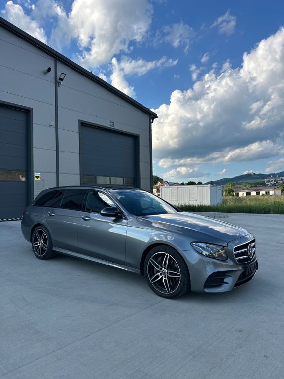 Image of Mercedes-Benz E 400