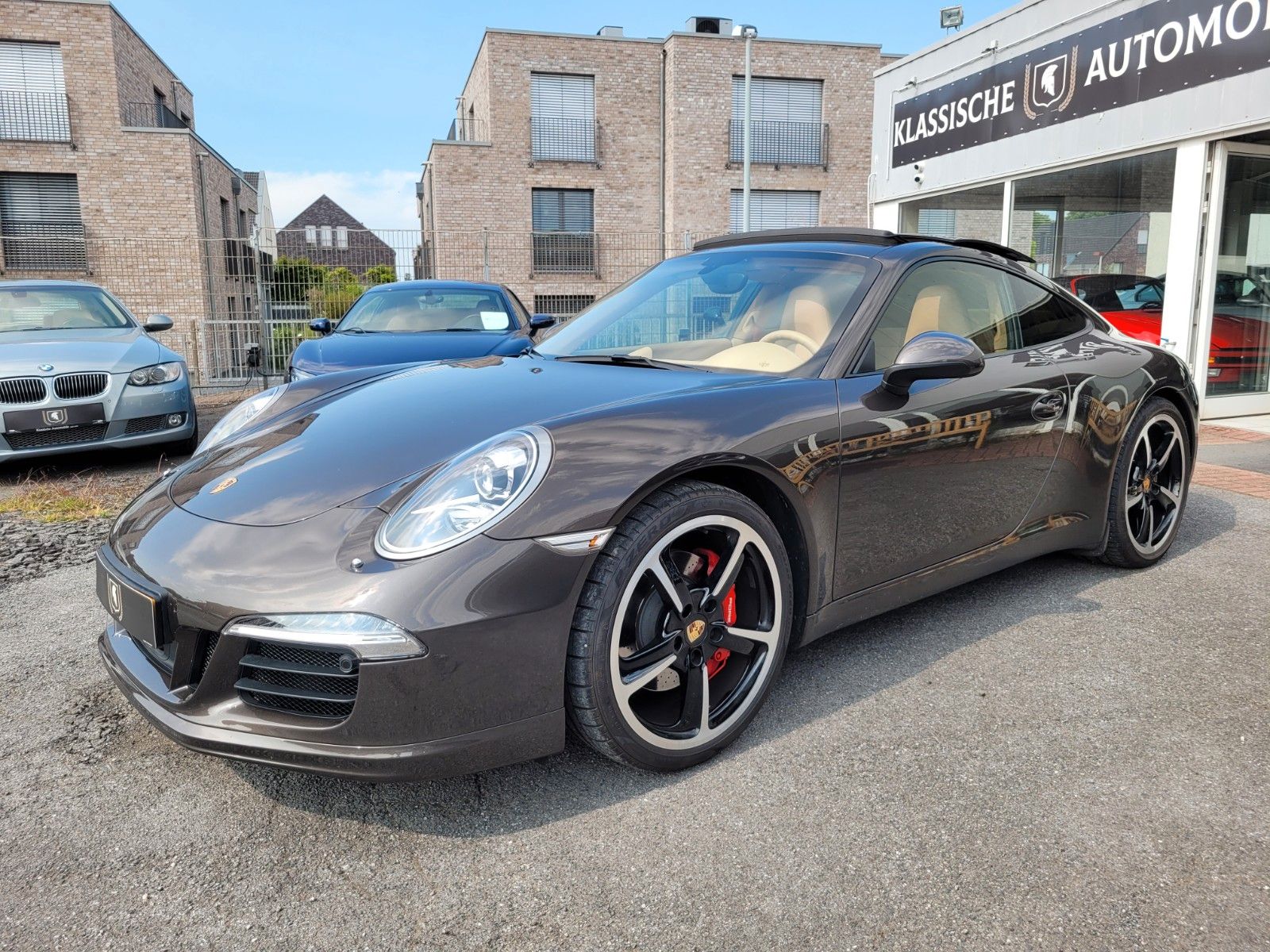Fahrzeugabbildung Porsche 991 Carrera S/Chrono/Abstand/Pan./PASM