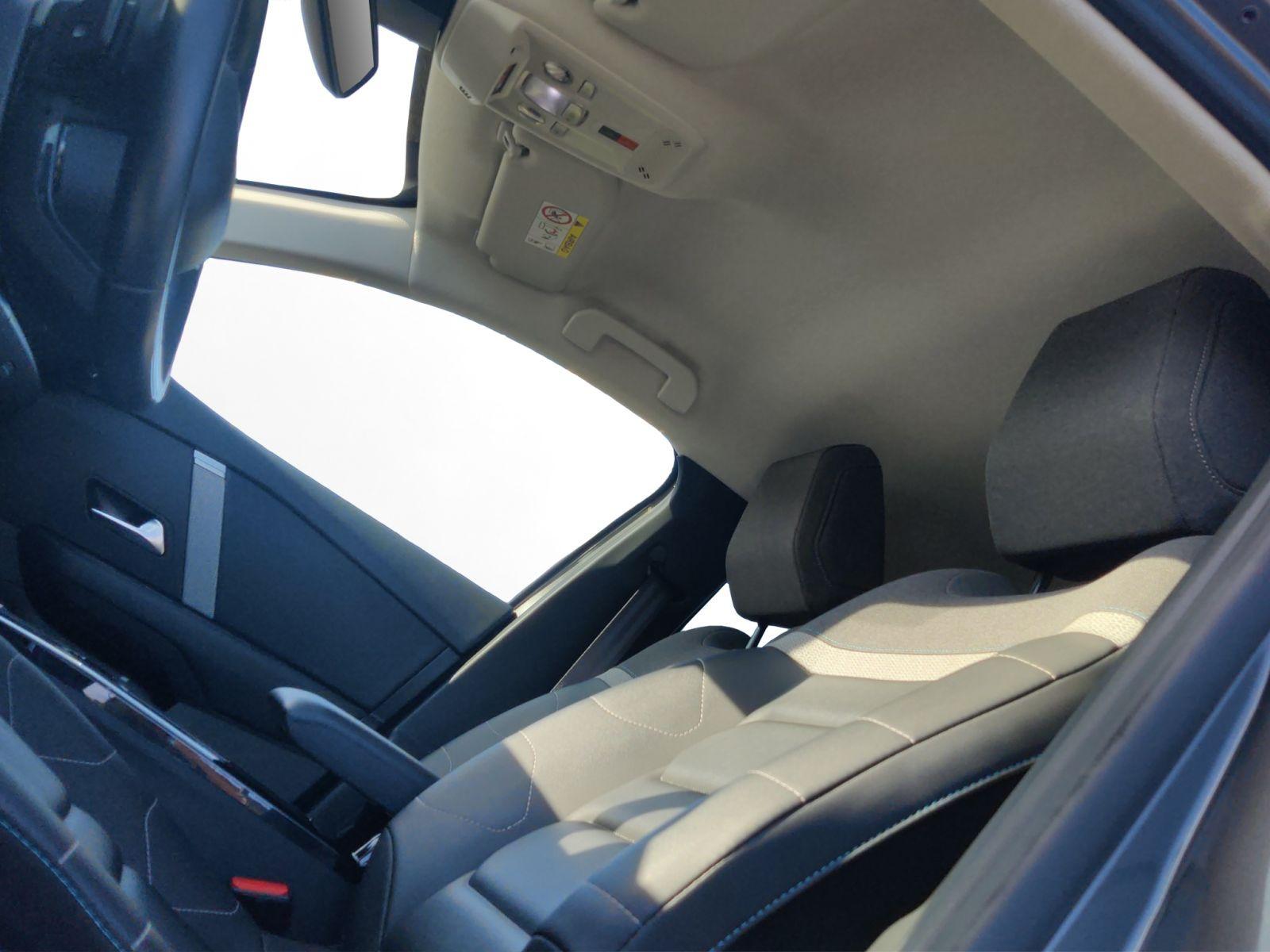 Citroën C4 Shine PT130 EAT8 Kamera ACC PDC Kälte-Paket N