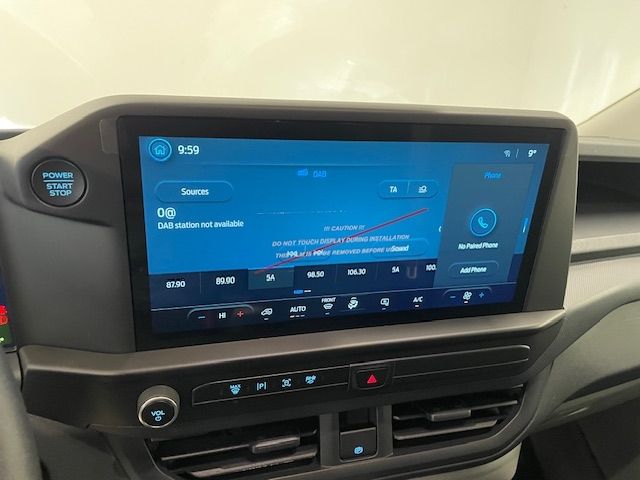 Fahrzeugabbildung Ford Transit Custom Navi Apple CarPlay Android Auto K
