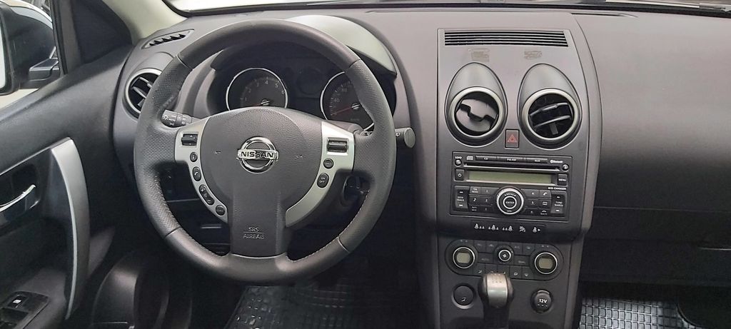 Nissan Qashqai+2 Qashqai+2 1.6 Acenta 1.HAND 7SITZ PANO PDC SCHEC