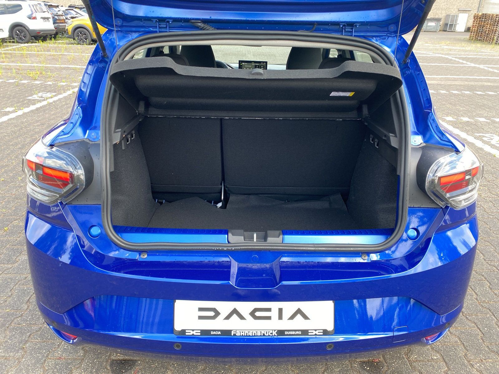 Dacia Sandero - Bild 8