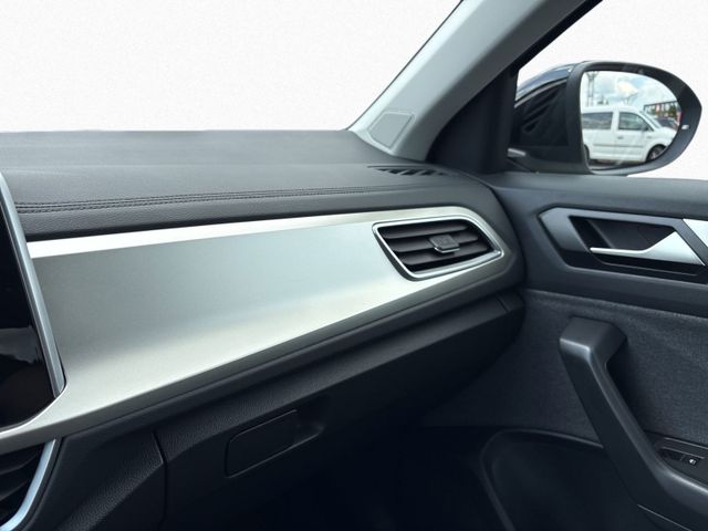 T-Roc 1.5 TSI MOVE DSG LED+DCP+STHZ+ACC+LANE ASS