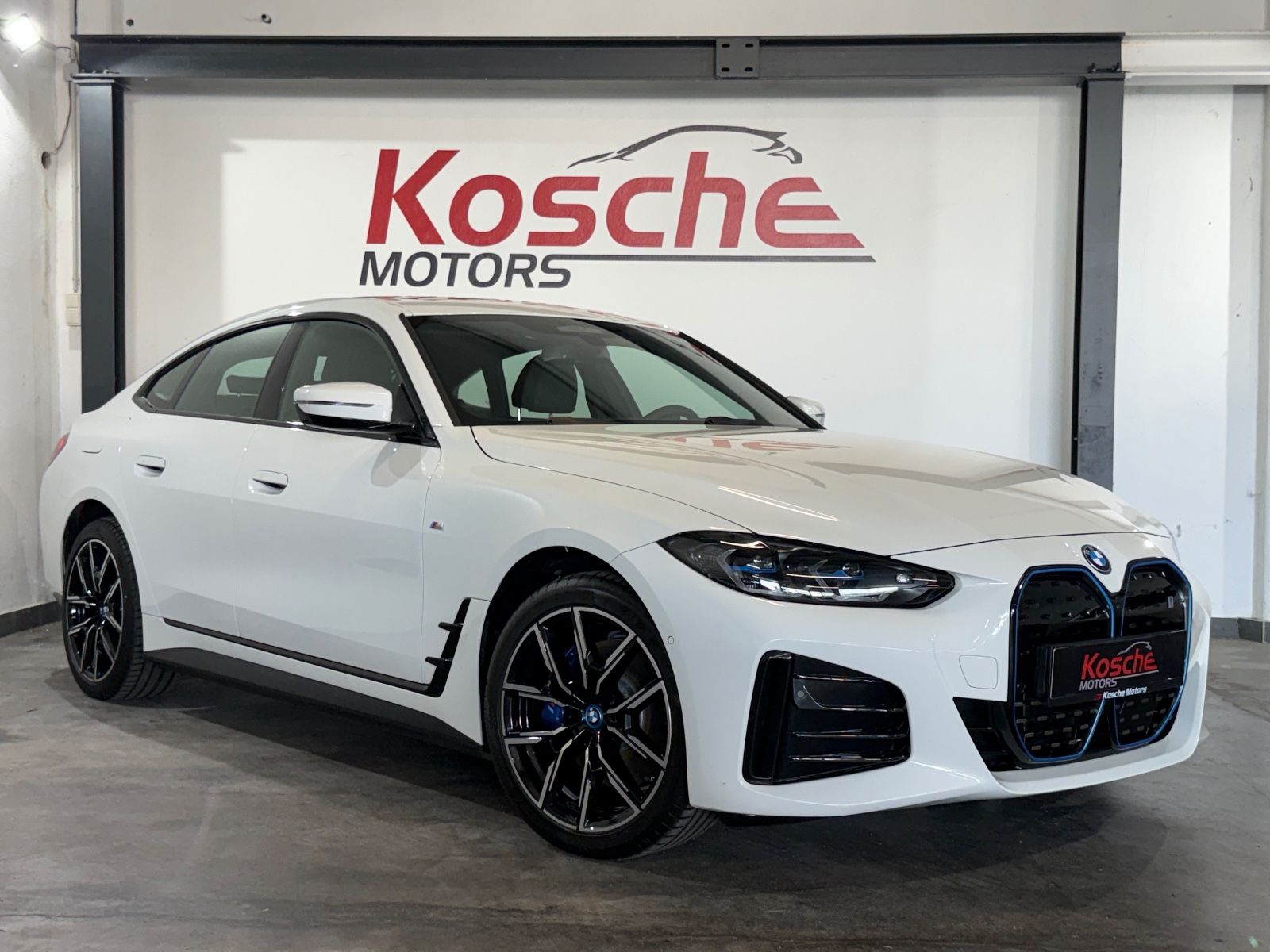 BMW i4 Gran Coupe 40 eDrive M Sportpaket Laser Pano foto 1