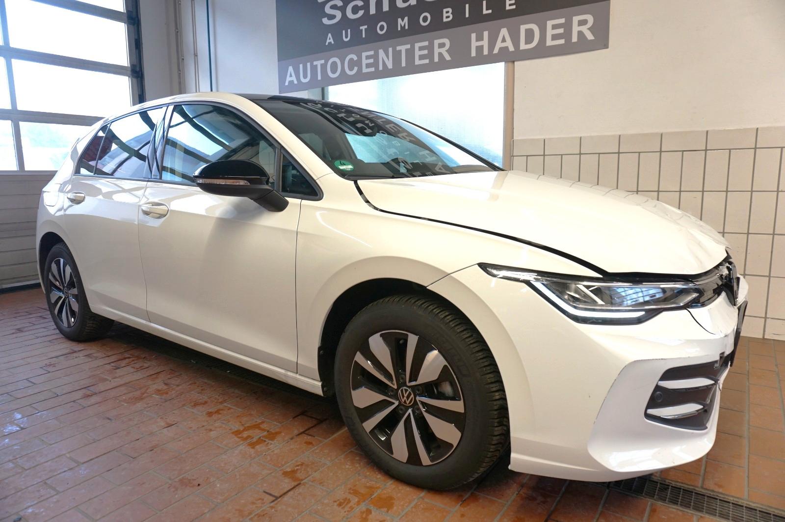 Volkswagen Golf 1.5 eTSI DSG Goal PANODACH/ KAMERA