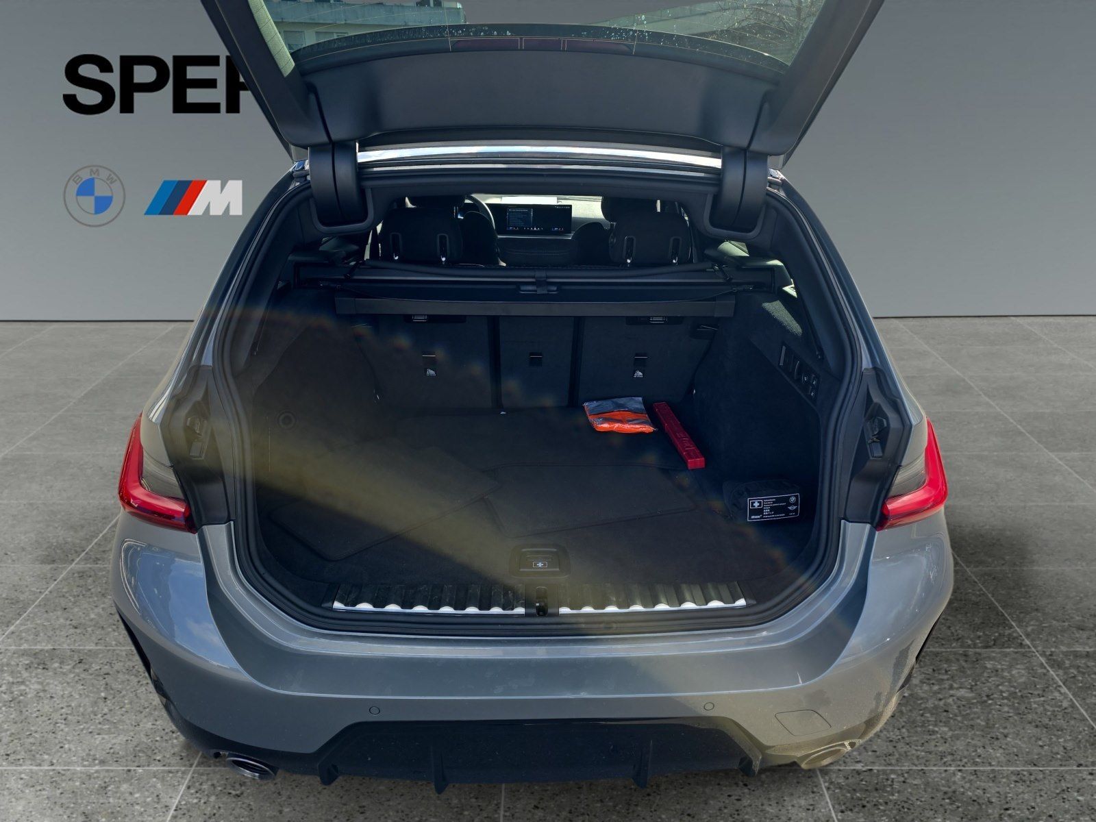 BMW 330 - Bild 13