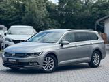Volkswagen Passat 2.0 TDI COMFORTLINE DIGCOCK NAVI KAMERA - Volkswagen Passat: Kombi