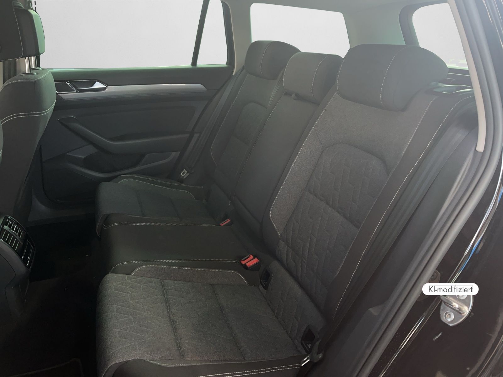 Volkswagen Passat Variant - Bild 15