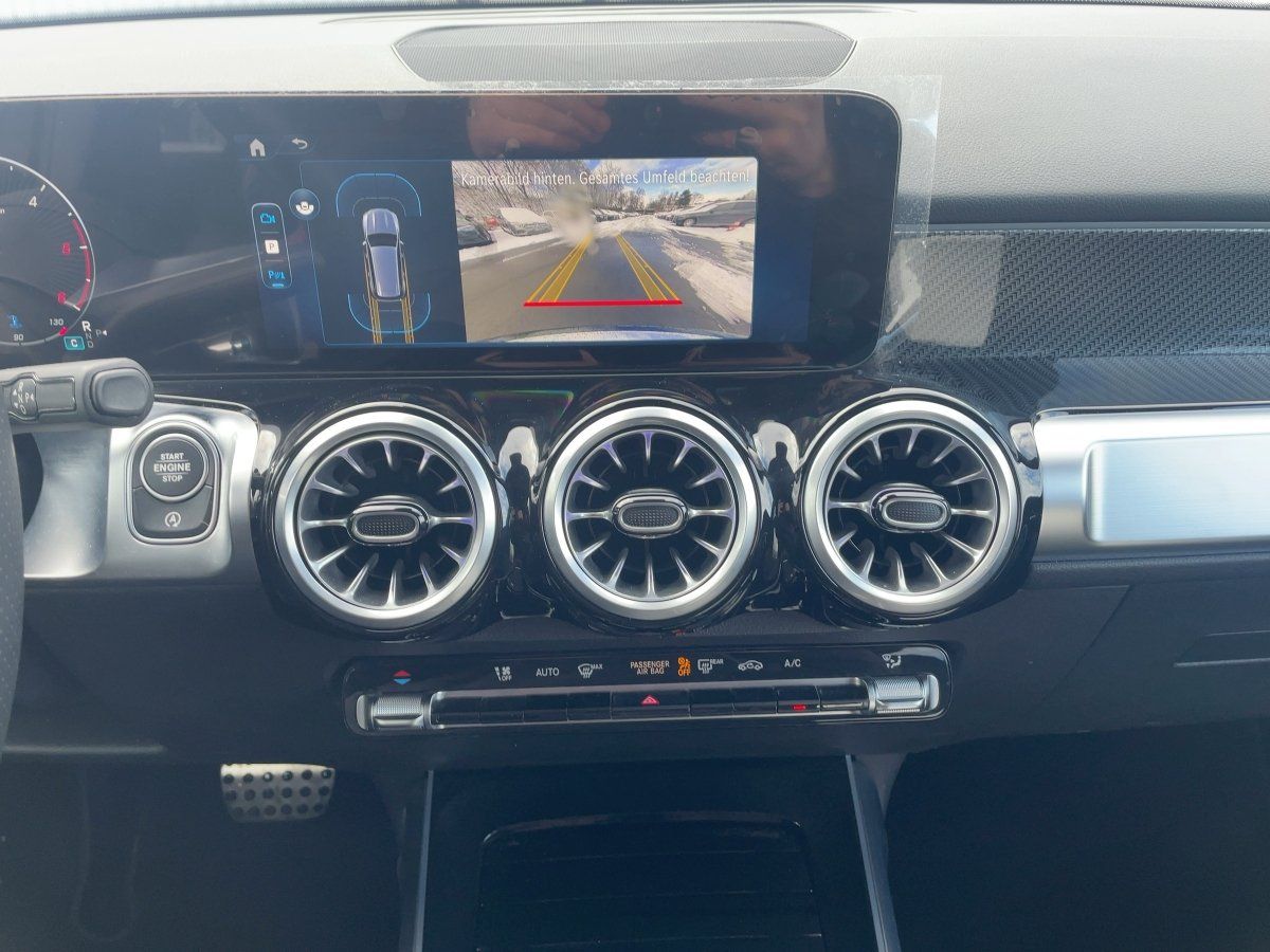 Fahrzeugabbildung Mercedes-Benz GLB 220 d 4M AMG/Night/Kamera/AHK