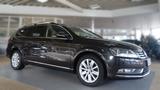 Volkswagen Passat Variant Comf. BlueMotion; NAV/ XEN/ FSP.. - Volkswagen Passat aus 2011: Variant