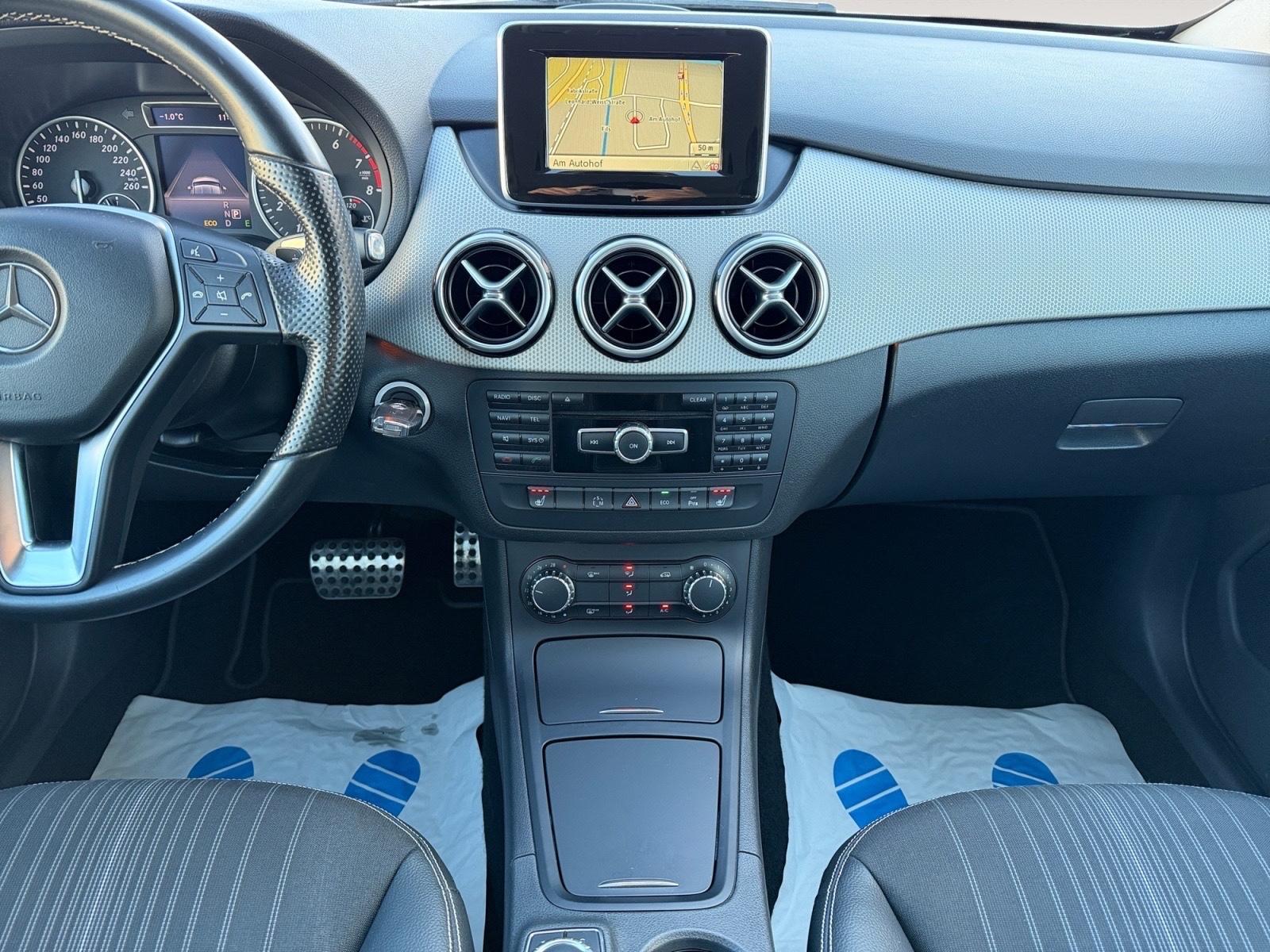 Mercedes-Benz B 180 CGI BE Automatik,Xenon,Distronic,SHZ,PTS
