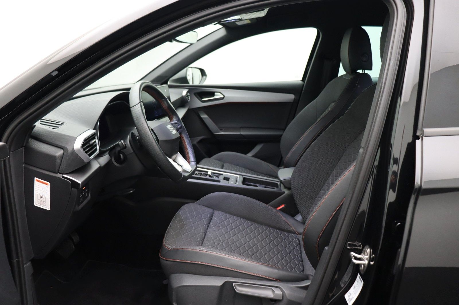 Fahrzeugabbildung SEAT Leon Sportstourer 1.5 FR