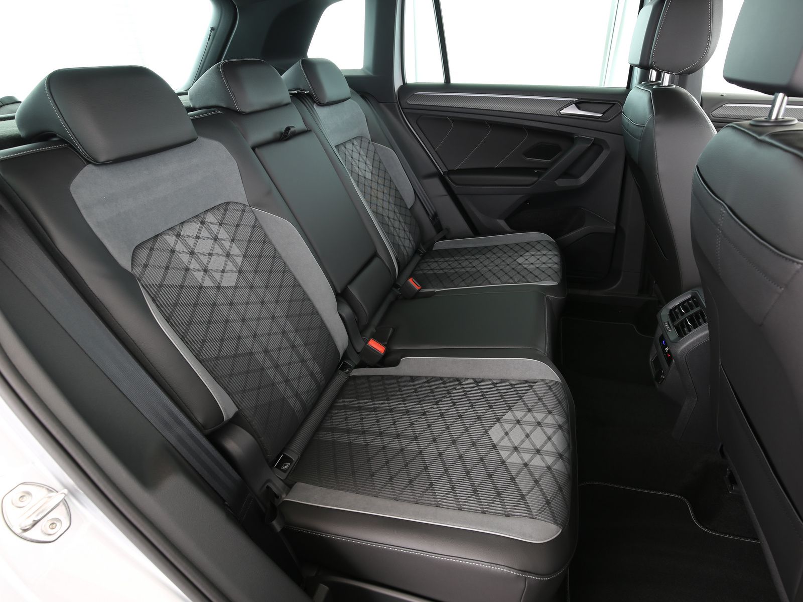 Volkswagen Tiguan - Bild 16