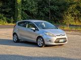 Ford Fiesta 1.4 TDCi 5p. Titanium CV-68 E4 Manua - Ford Fiesta aus 2010: Tdci