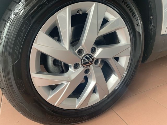 Fahrzeugabbildung Volkswagen Tiguan 2.0 TDI DSG Elegance 1.HAND LEDER NAVI IQ