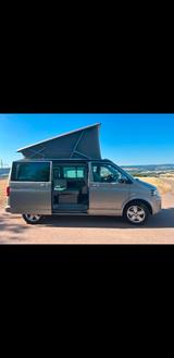 Volkswagen T5 California - Volkswagen T5 California: Van