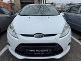 Ford Fiesta Titanium - Ford Fiesta mit Benzin-Antrieb: Sportwagen