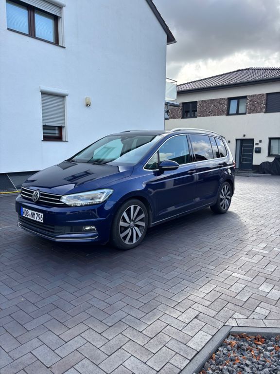 Image of Volkswagen Touran