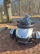 Can-Am Spyder RT Limited  (Hyper Silver Dark)