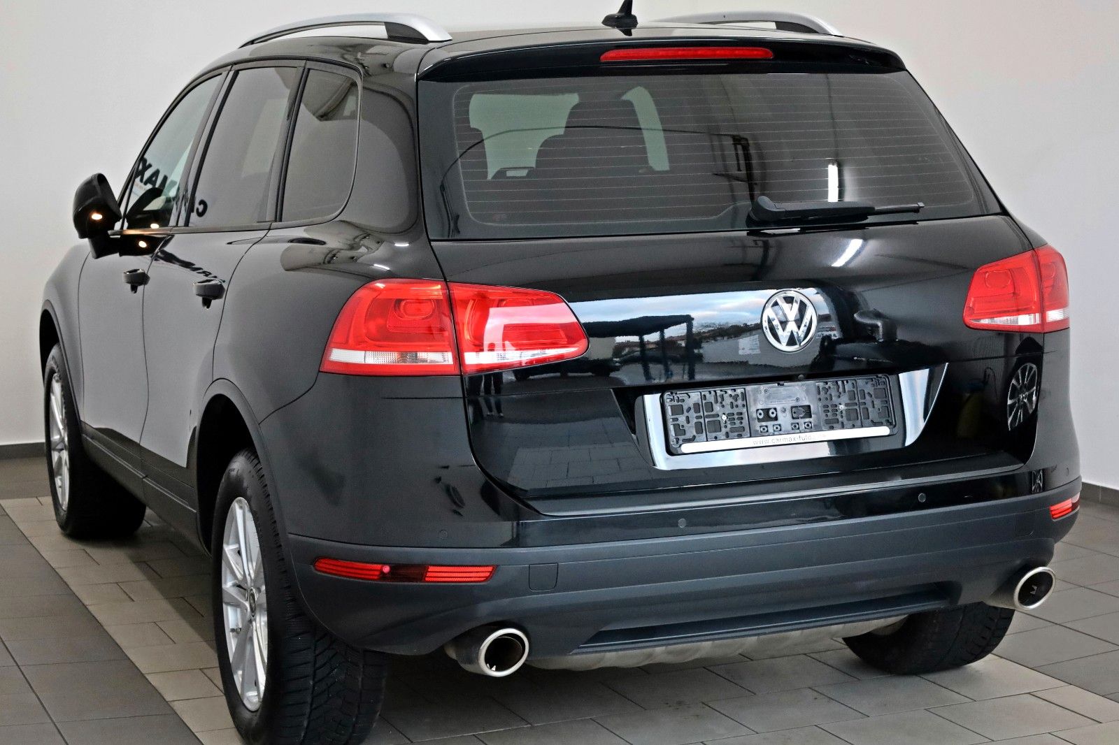 Fahrzeugabbildung Volkswagen Touareg V6 TDI 4M Navi,Xenon,360° Kamera,AHK