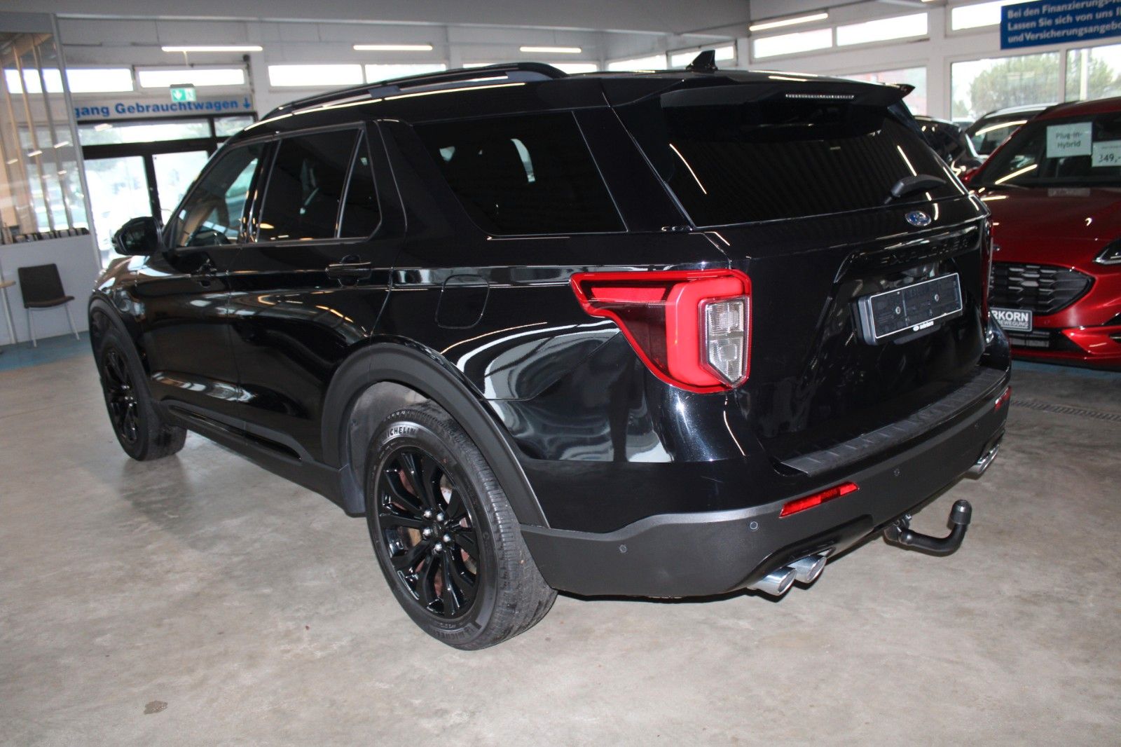 Fahrzeugabbildung Ford Explorer 3,0 PHEV Aut. ST-Line 7-Sitze PANO AHK