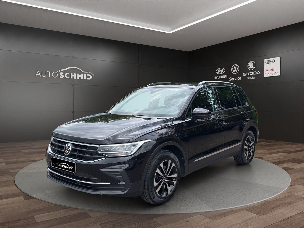 Tiguan United 2.0 TDI DSG AHK ACC PDC NAV LED