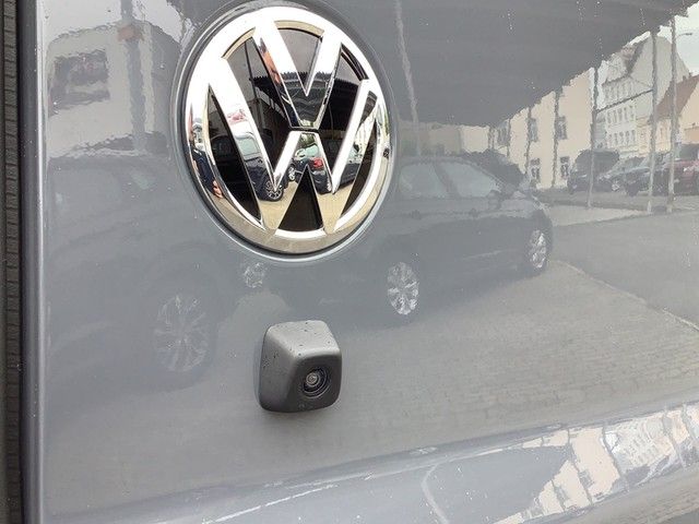Fahrzeugabbildung Volkswagen T6.1 Transporter TDI Kasten SHZ AHK RFK GRA KLIM