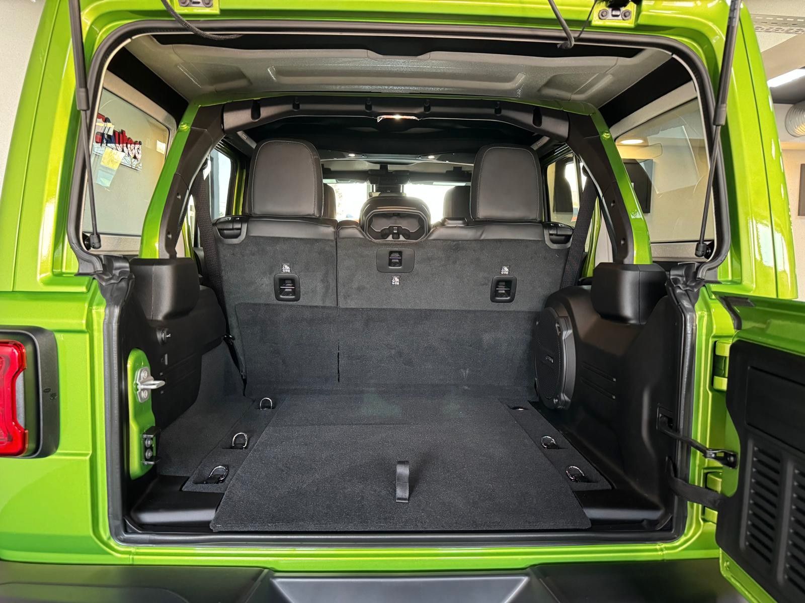 Fahrzeugabbildung Jeep 392 FINAL EDITION 6.4L-V8-WINDE-AHK 3.5To.