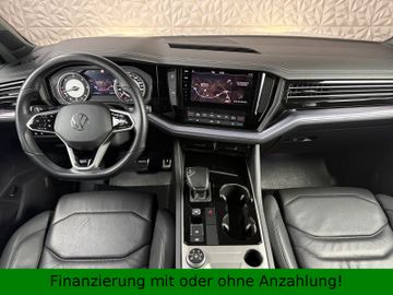 Volkswagen Touareg - 12