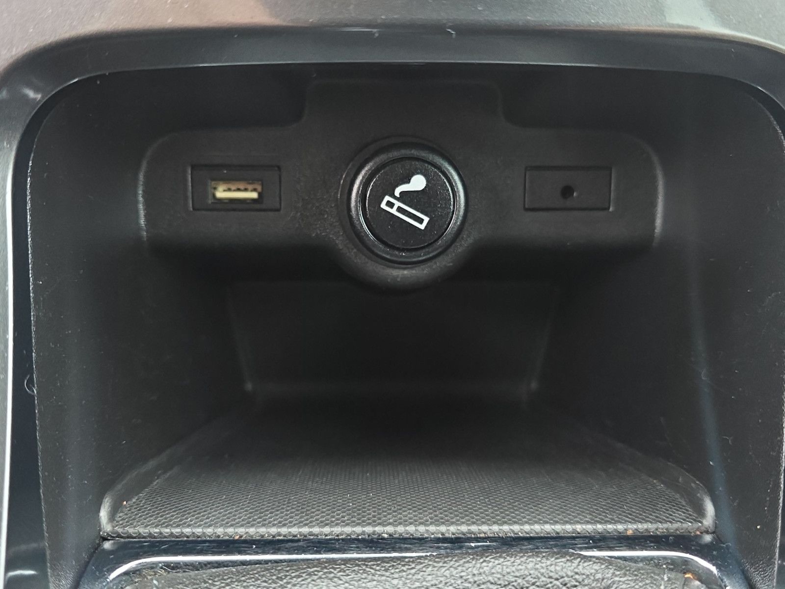 Fahrzeugabbildung Opel Astra J Exklusiv KLIMA NAVI TEMPOMAT TÜV NEU