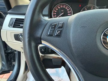 BMW 320 - 11