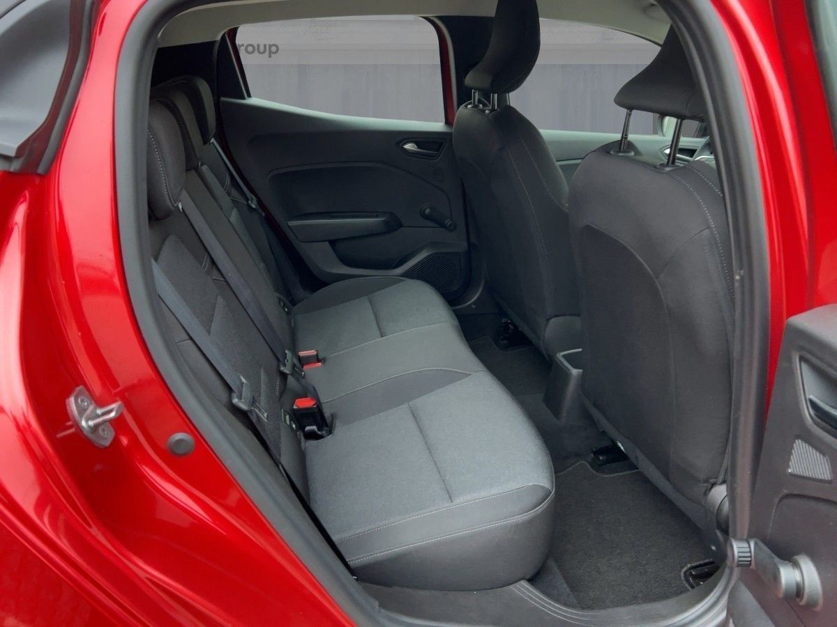 Renault Clio - Bild 9