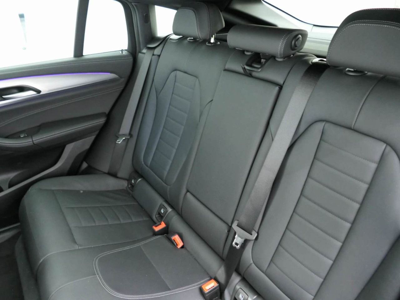 BMW X4 M40 - Bild 12