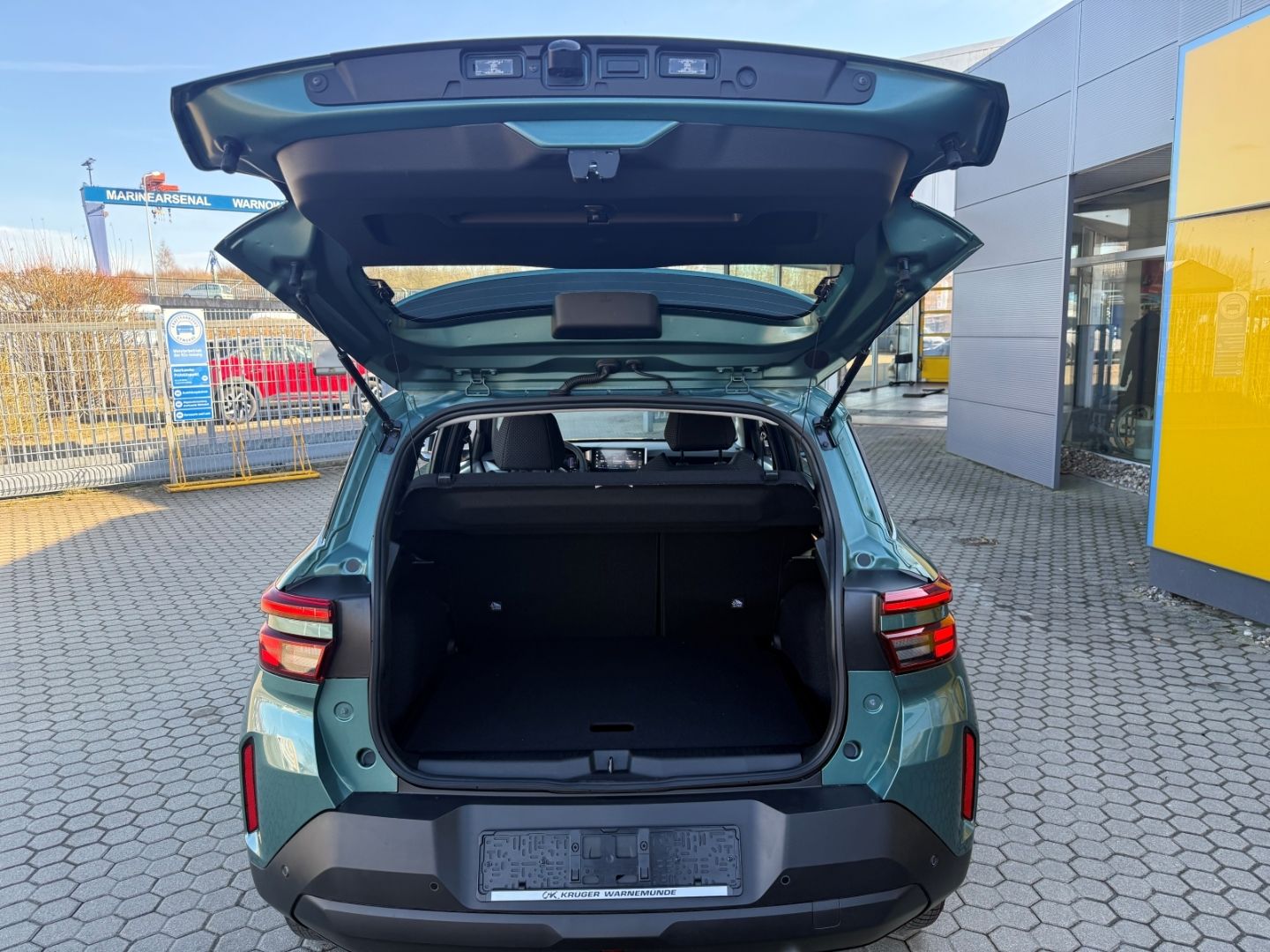 Fahrzeugabbildung Opel Frontera 1.2 Edition SHZ+LHZ+Kamera+Allwetter