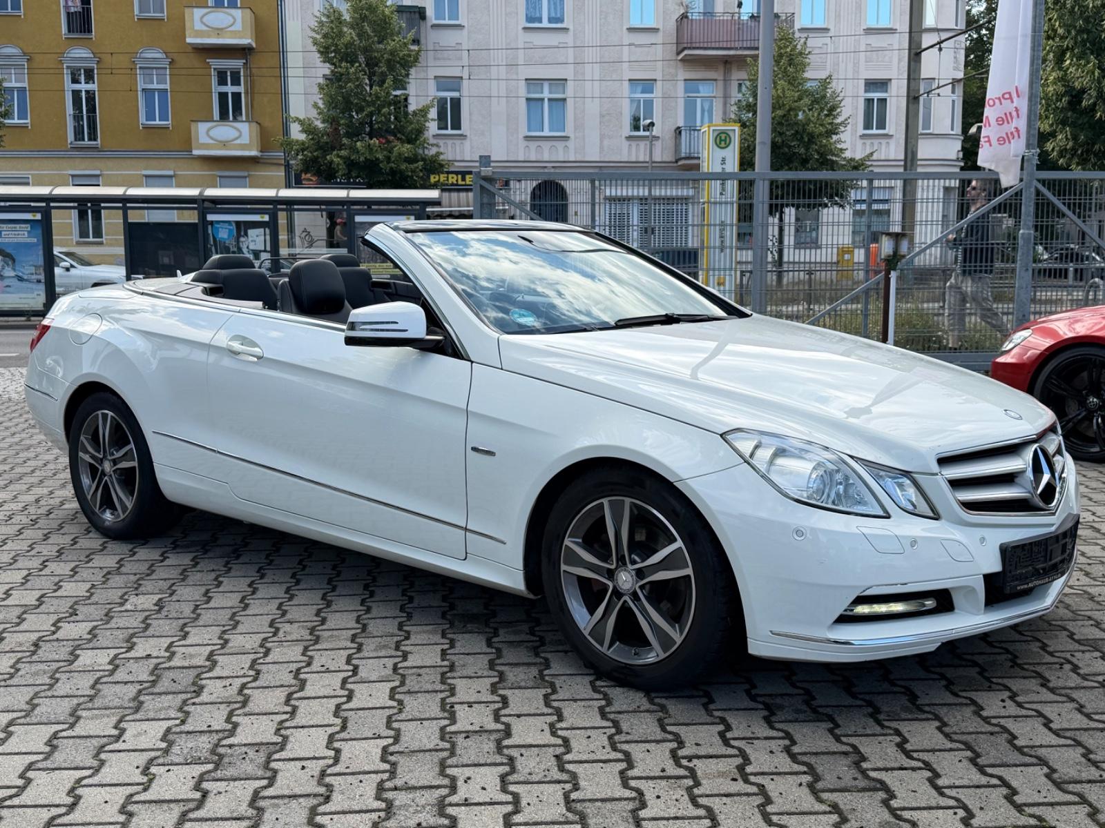 Mercedes-Benz E 200 CGI Cabrio AVANTGARDE / AIRSCARF/ LEDER