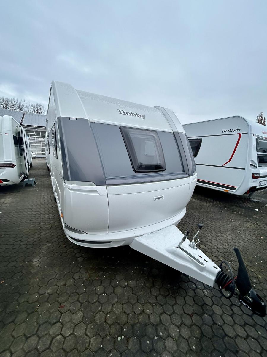 Hobby De Luxe 540 UL Mover / Autark / TV Halter