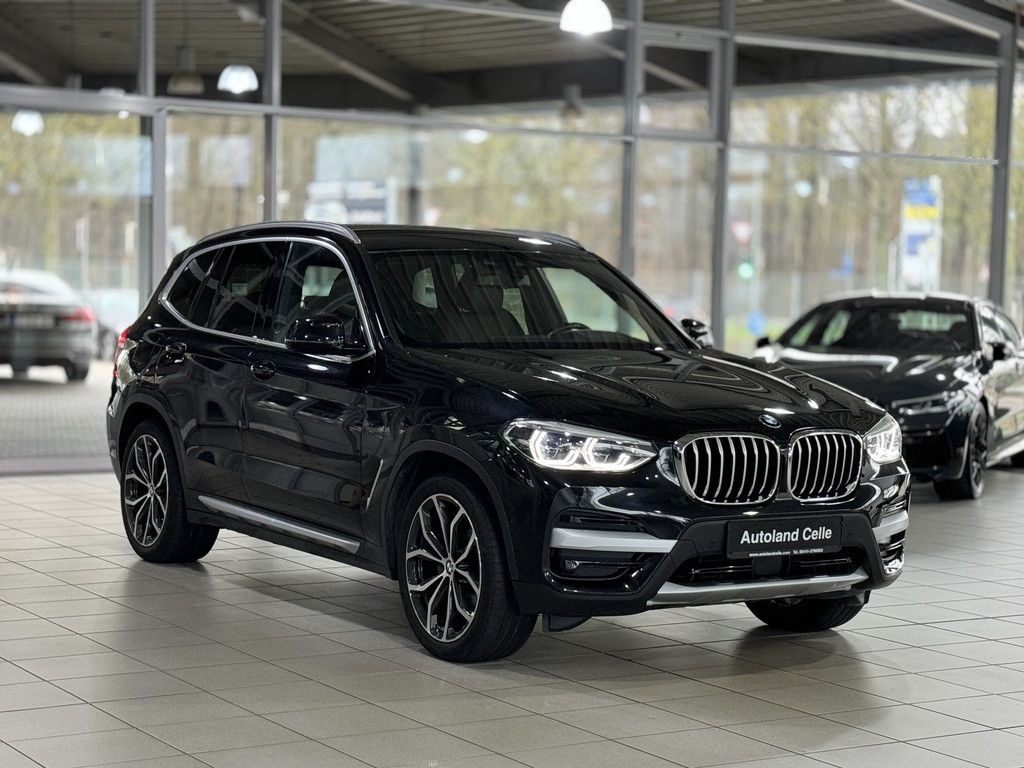 Fahrzeugabbildung BMW X3 xD20d xLine Kamera HUD DAB HiFi Komfort AHK