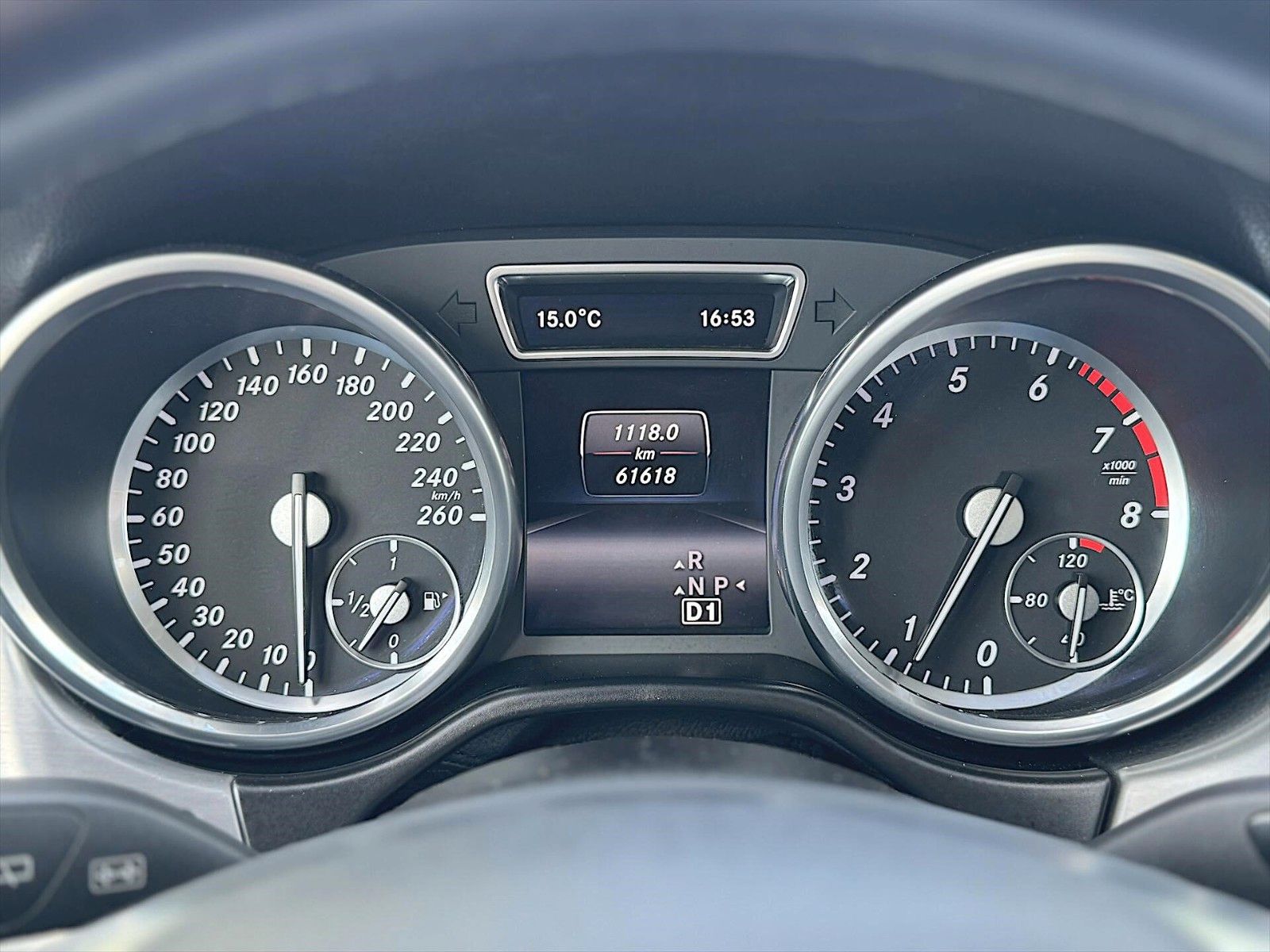 Fahrzeugabbildung Mercedes-Benz ML 400 AMG Sport-Paket 4Matic *Bi-Xenon*LED*