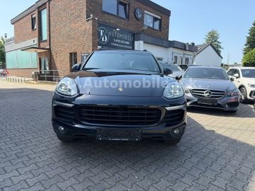 Porsche Cayenne - 2