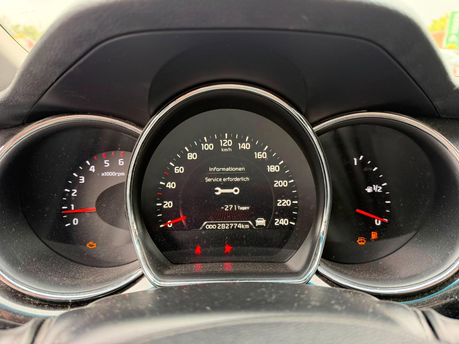 Kia cee'd 2013 — двигун 1.582 cm³, 128 HP (94kW)