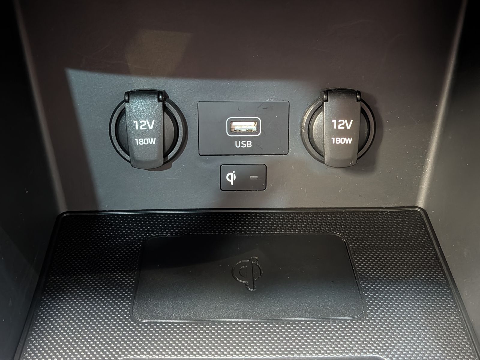 Fahrzeugabbildung Hyundai i30 1.5 N-Line LED*CARPLAY*CAM*PANO*KEYLESS*18"