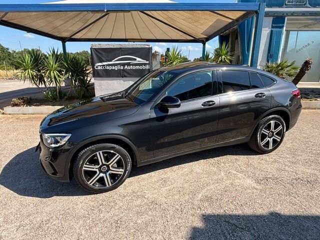Image of Mercedes-Benz GLC 300