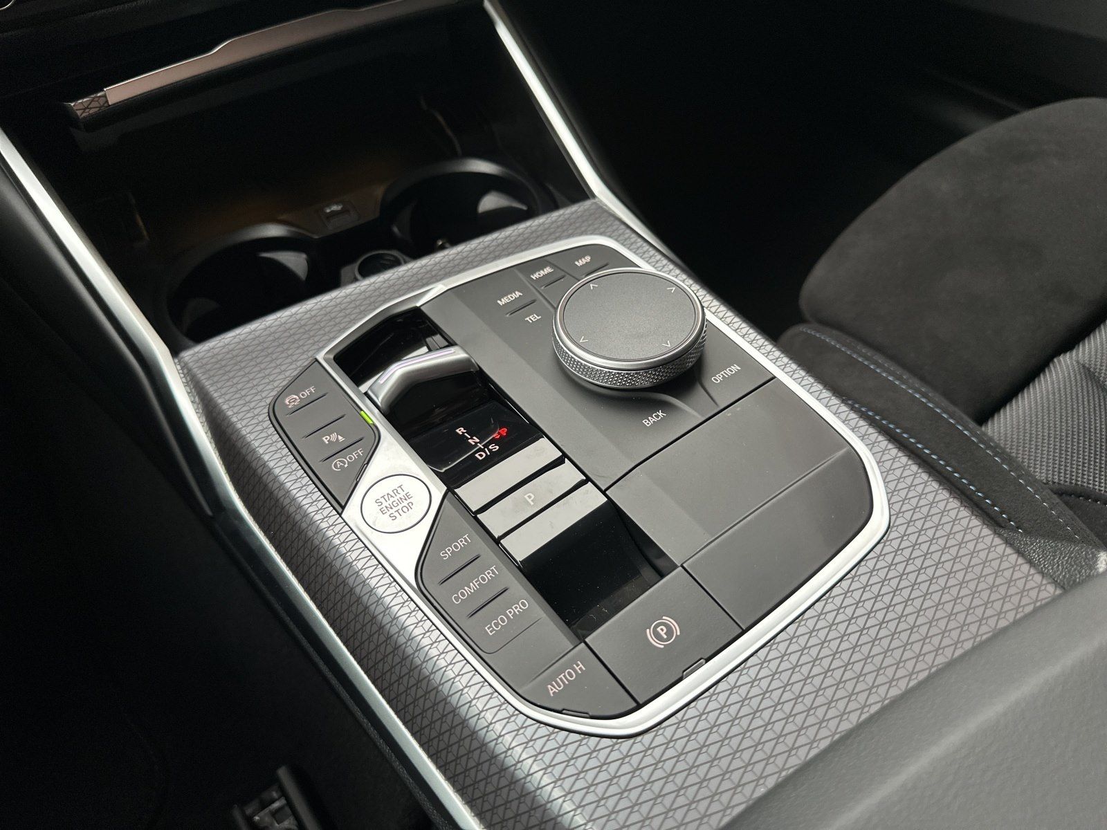 BMW 320 - Bild 7